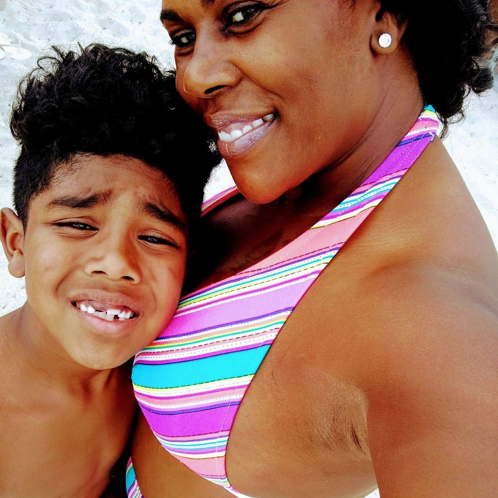 Meet your Posher, Vernisa